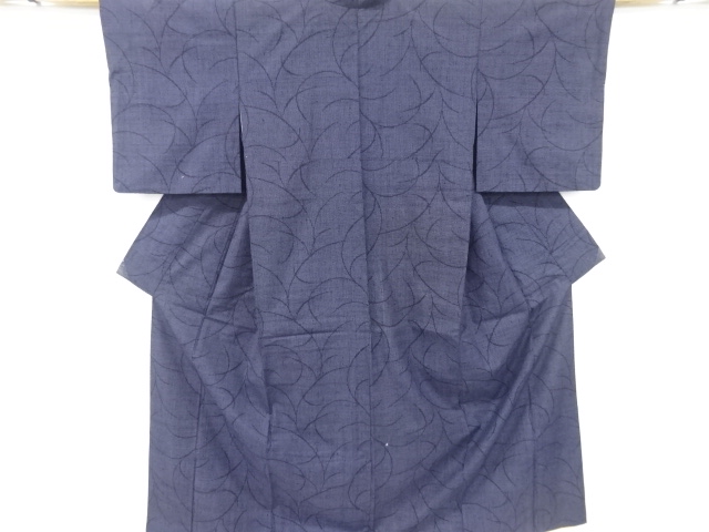 草葉模様織り出し本場結城紬100亀甲着物(石下)